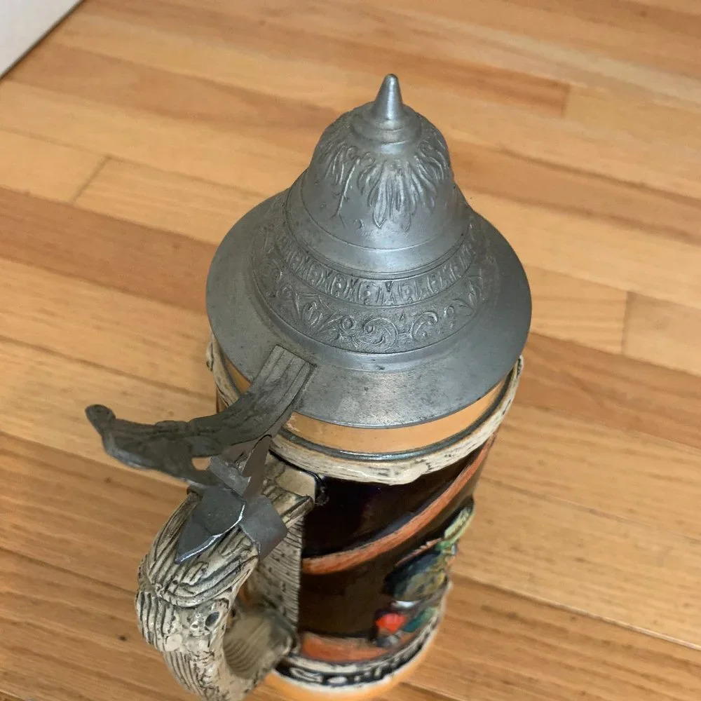 Vintage German Beer Stein Handgemalt with Pewter Lid - Picture 3 of 13